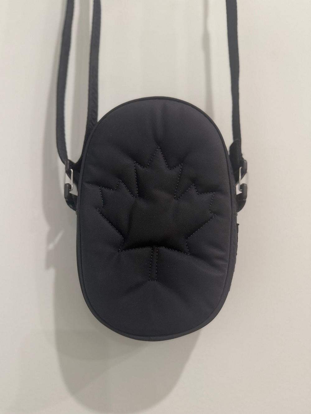 lululemon Team Canada Olympic Crossbody Mini Bag Black Maple Leaf 2-Way